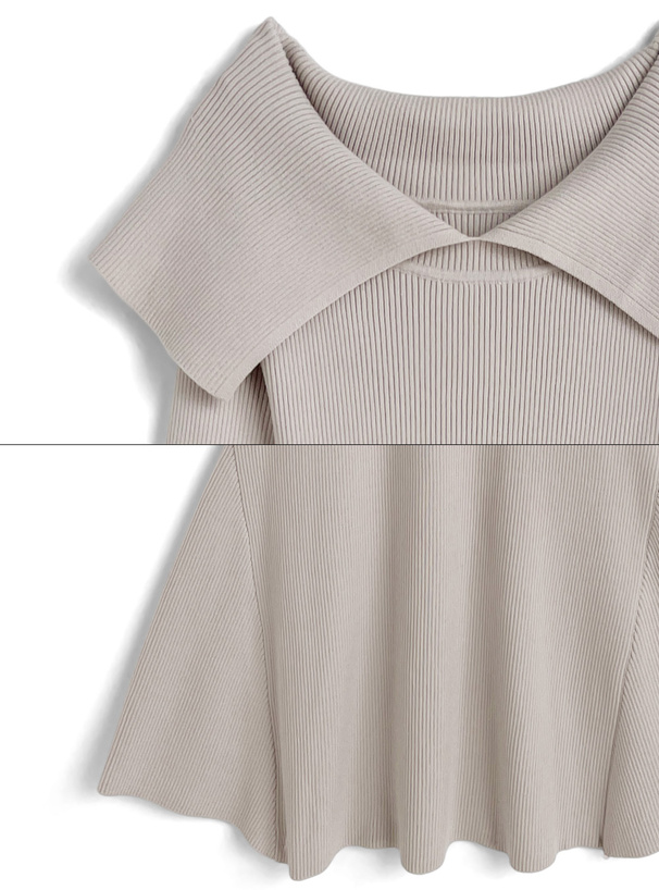 ケープカラーロングニットワンピース