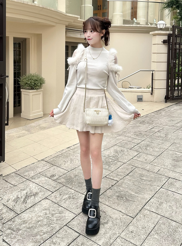 ファーショルダーニットトップス