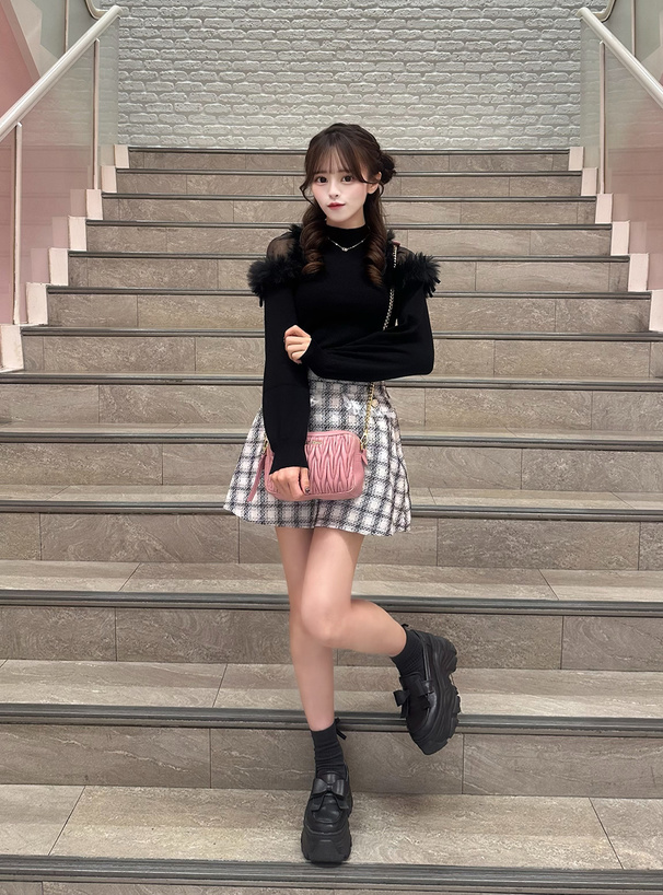 ファーショルダーニットトップス