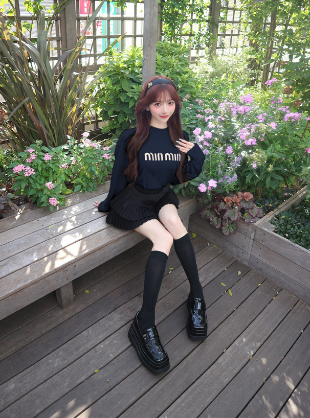 ロゴジャガードニットトップス