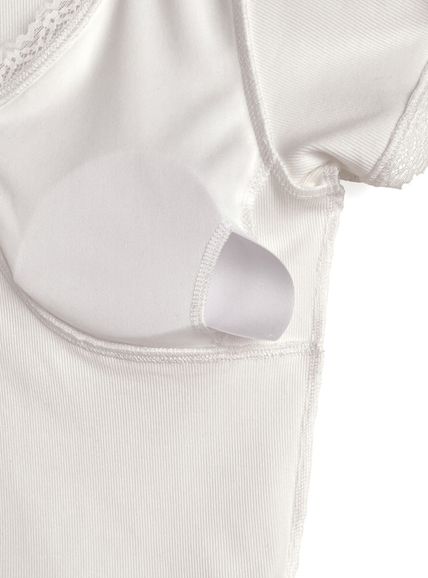 パッド入りリボンレーストップス