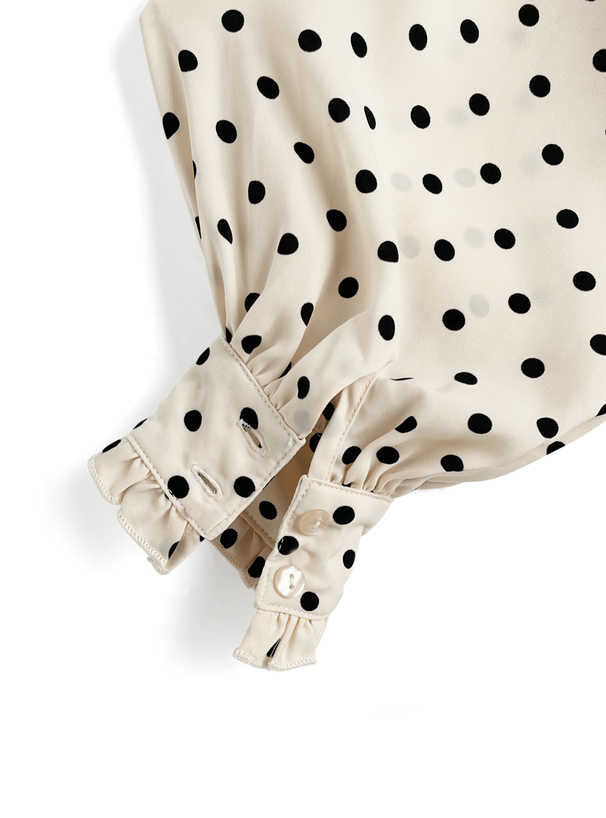 ドット柄パワーショルダーフレアワンピース