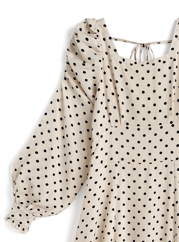 ドット柄パワーショルダーフレアワンピース