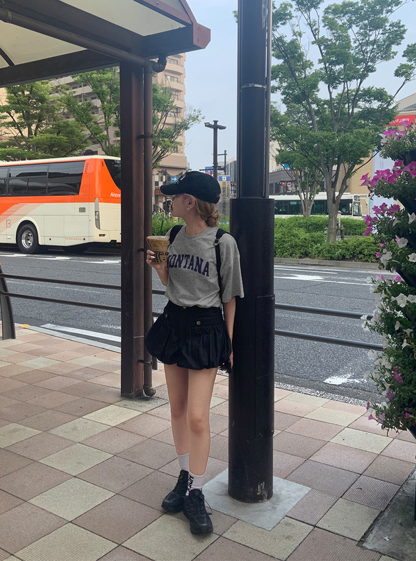 ロゴプリントスウェットトップス