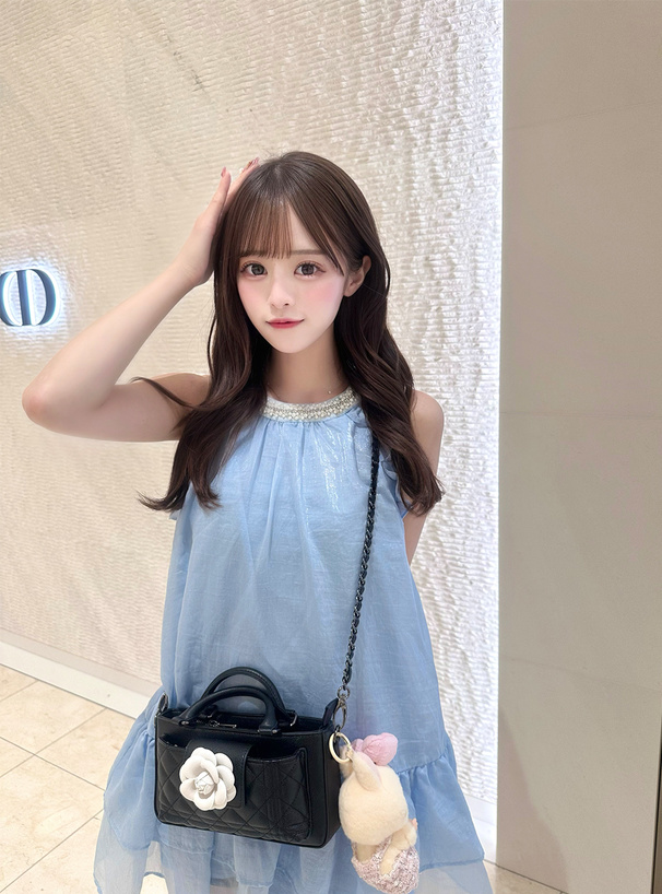 ネックビジューノースリーブティアードミニワンピース