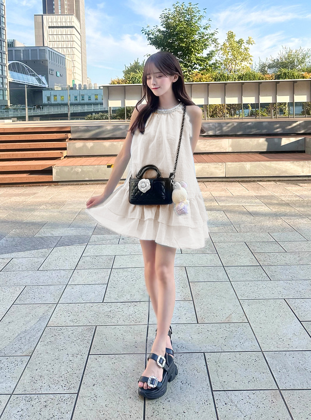 LAUREN ノースリーブミニワンピース　美品 LAUREN ノースリーブミニワンピース 美品 アシンメトリー