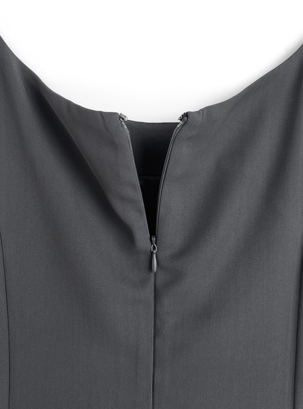 ノースリーブフレアミニワンピース