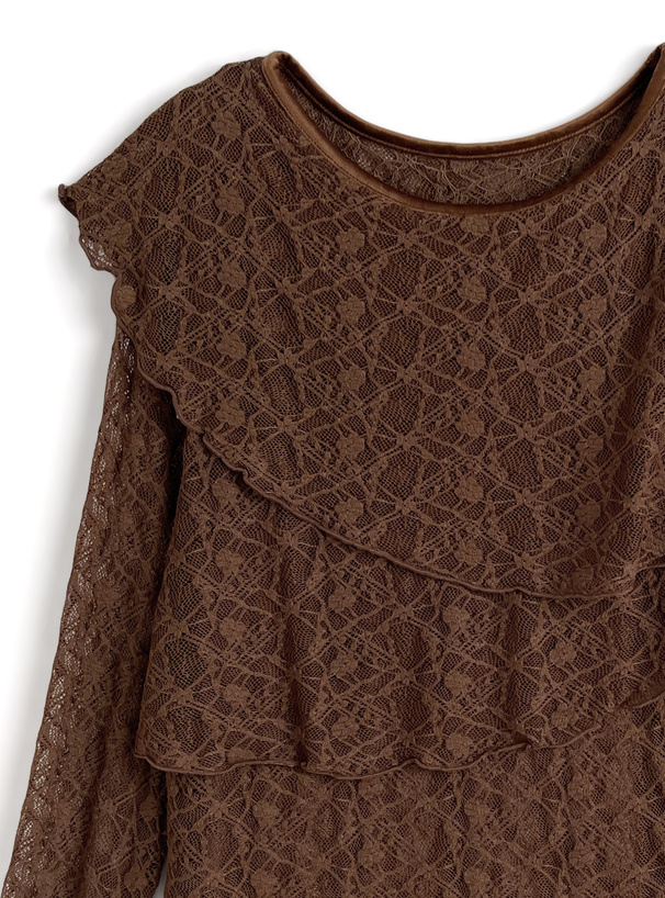 アシンメトリーレースフリルトップス