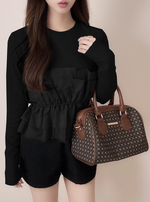 フリルレイヤード風トップス