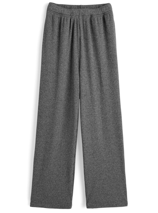 リブニットソーストレートパンツ