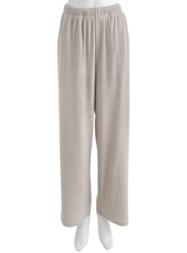 リブニットソーストレートパンツ