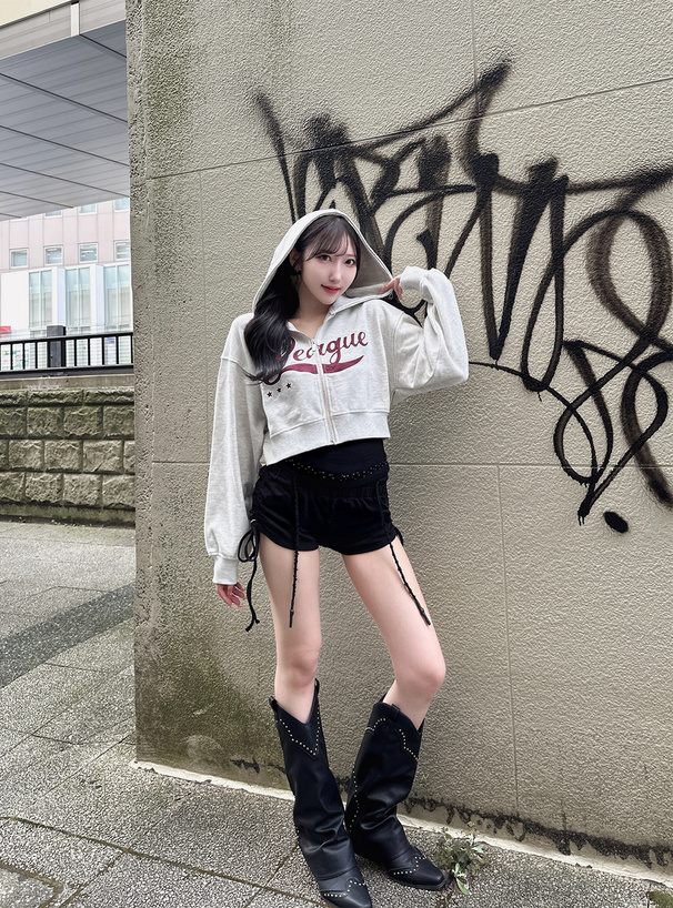 ダブルジップロゴショート丈ウェットパーカー