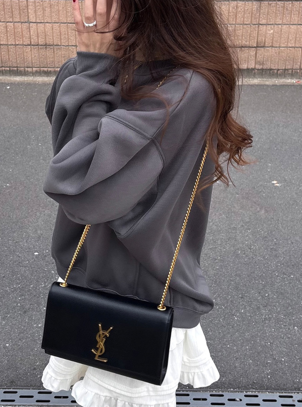 オーバーサイズスウェットトップス