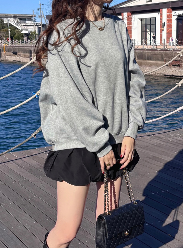 オーバーサイズスウェットトップス