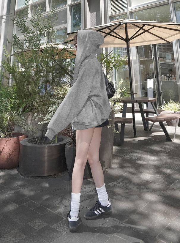 オーバーサイズスウェットパーカー