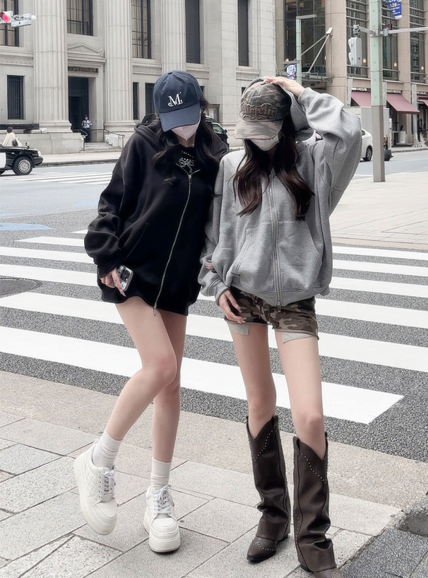 オーバーサイズスウェットパーカー