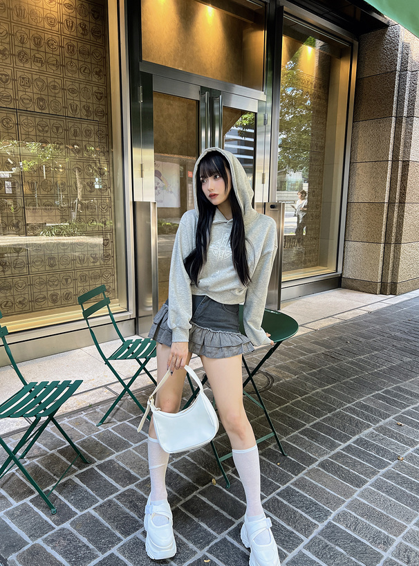 ラインストーンクロスロゴスウェットパーカー