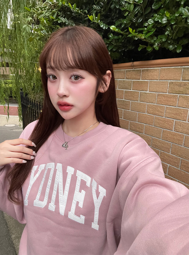 オーバーサイズロゴ刺繍スウェットトップス