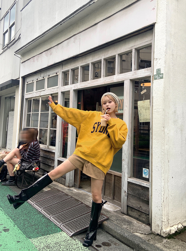 オーバーサイズロゴ刺繍スウェットトップス