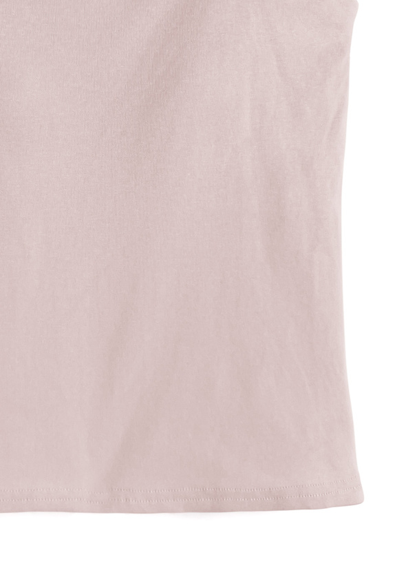 カップ付きナローストラップキャミソール