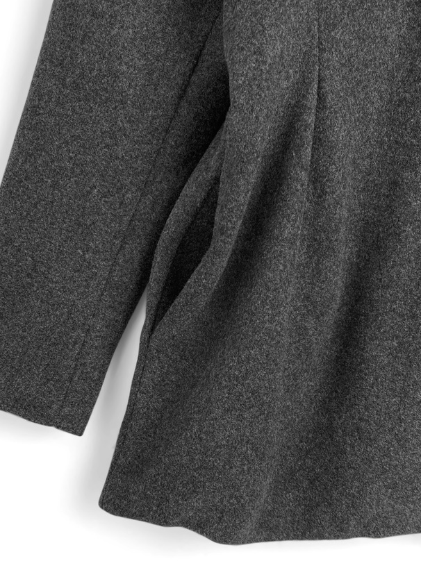 ベロアパイピングカラーミドル丈コート