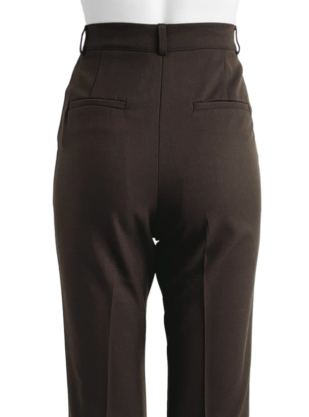 センタープレスタックフレアパンツ