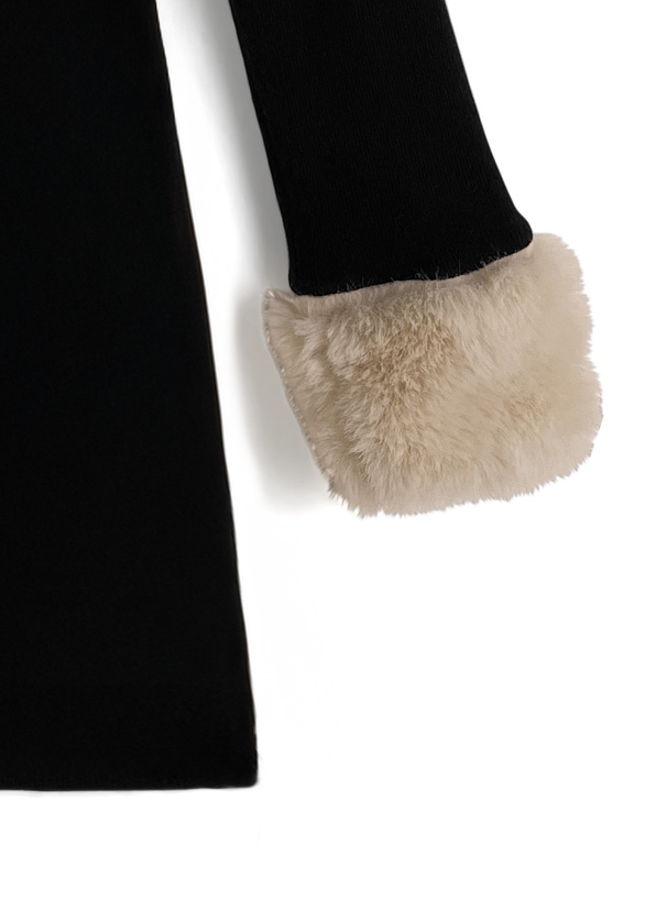 ファーホルターネックリボンニットワンピース