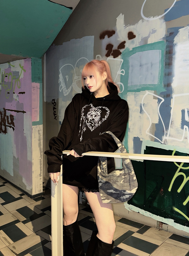 ロゴプリントスウェットパーカー