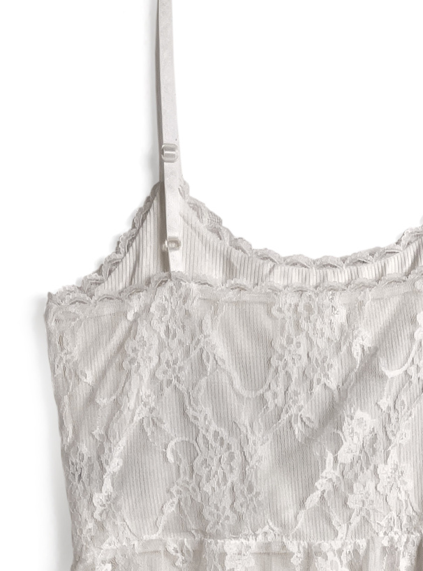 ロゴプリントアシンメトリーレースキャミソール