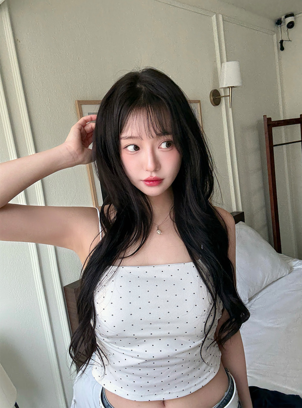 カップ付きドット柄キャミソール