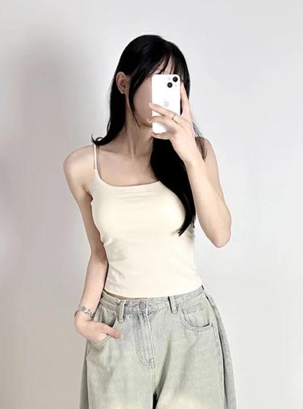 カップ付きショート丈キャミソール