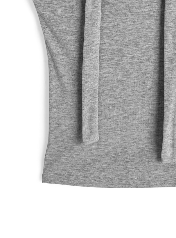 タイ付きオフショルダートップス