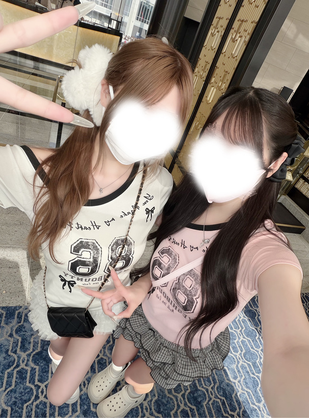 配色ナンバーロゴワンショルダートップス