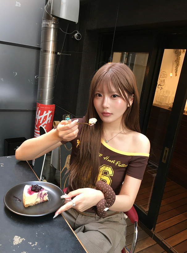 配色ナンバーロゴワンショルダートップス