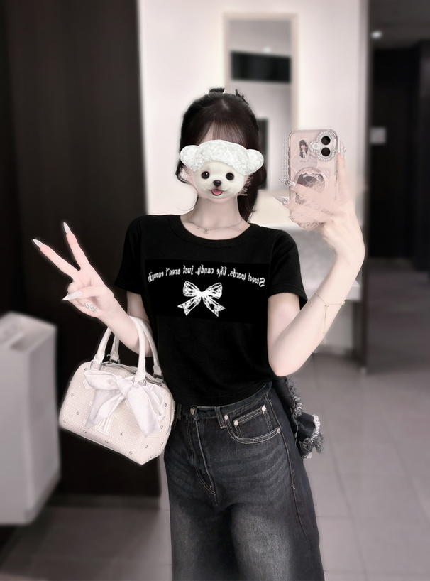 リボンロゴプリントTシャツ