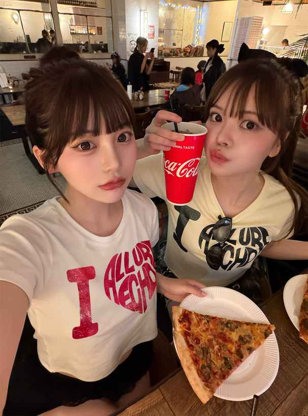 ラメハートロゴTシャツ