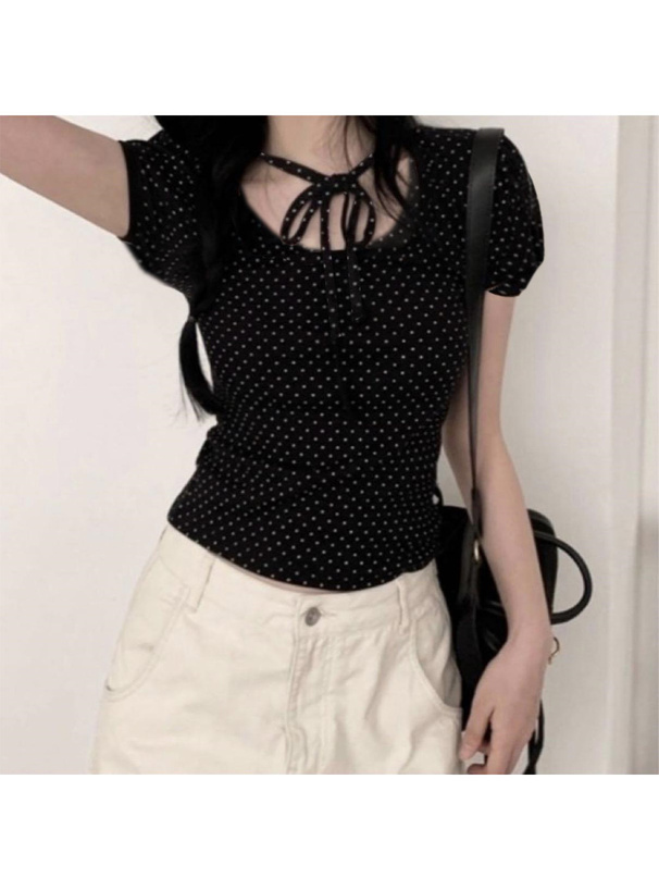 ILLIT アイリット BEB ドット柄ネックリボントップス