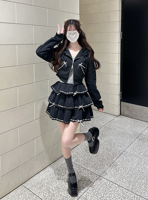 リボンレースパーカー×ティアードミニスカートスウェットセットアップ