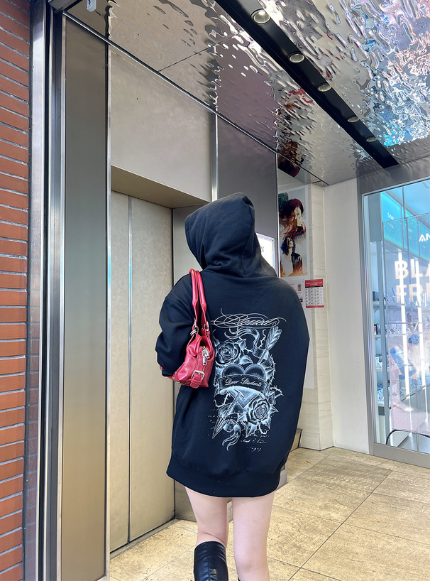 ロゴプリントスウェットトップス