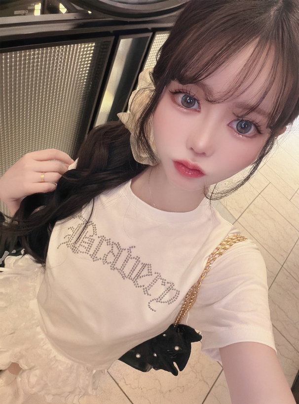 スタッズロゴTシャツ