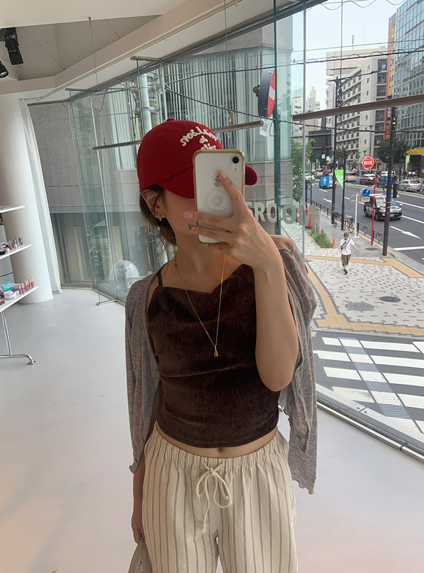 カップ付きベロアキャミソール