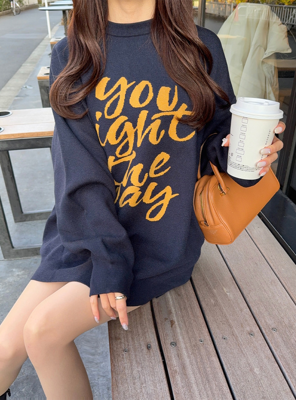 ロゴジャガードニットトップス