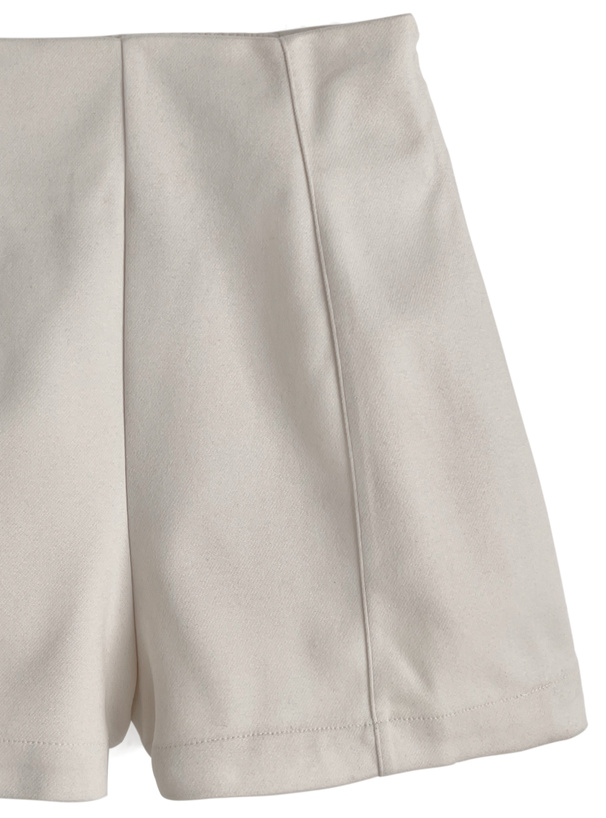 ハイウエストショートパンツ