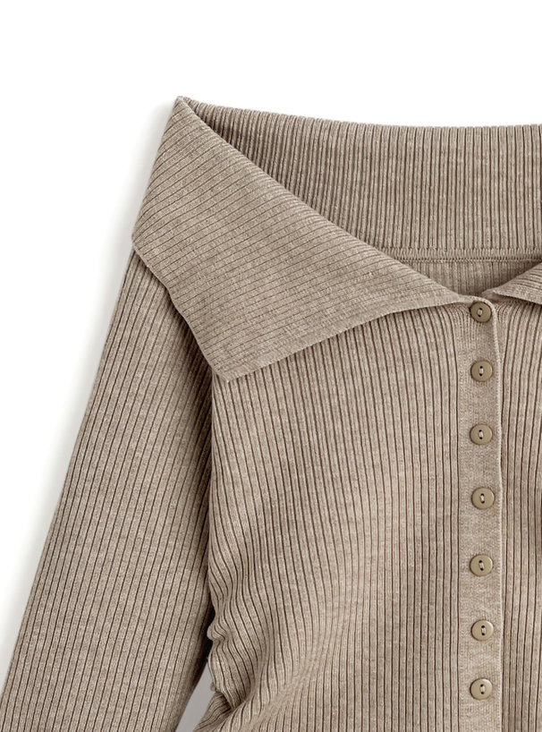 ビッグカラーオフショルダーニットトップス