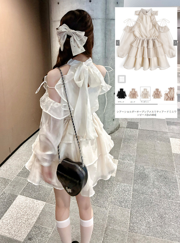 シアーショルダーオープンアメスリティアードミニワンピース