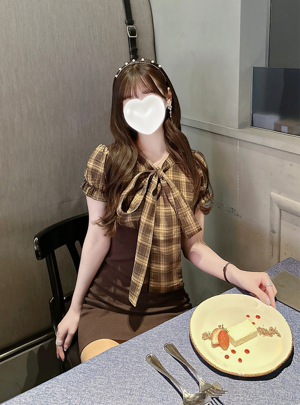 チェック柄ボウタイドッキングニットミニワンピース