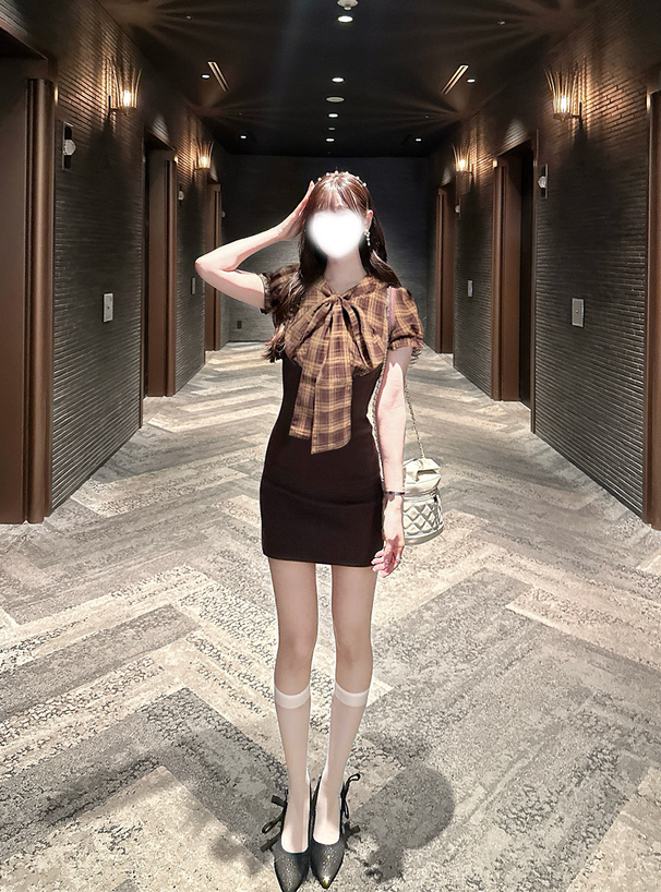 チェック柄ボウタイドッキングニットミニワンピース