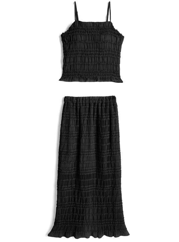 カップ付きフリルシャーリングキャミソール×ロングスカートセットアップ