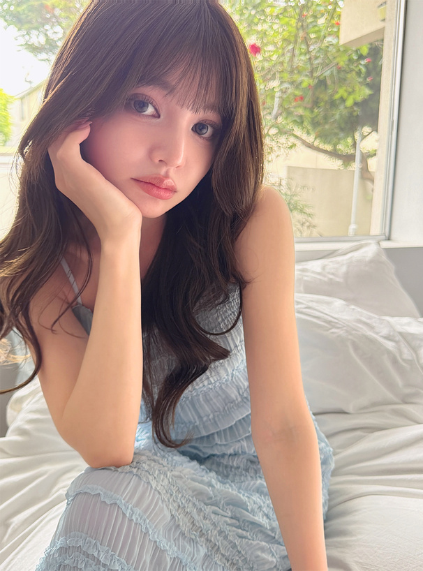 カップ付きフリルシャーリングキャミソール×ロングスカートセットアップ