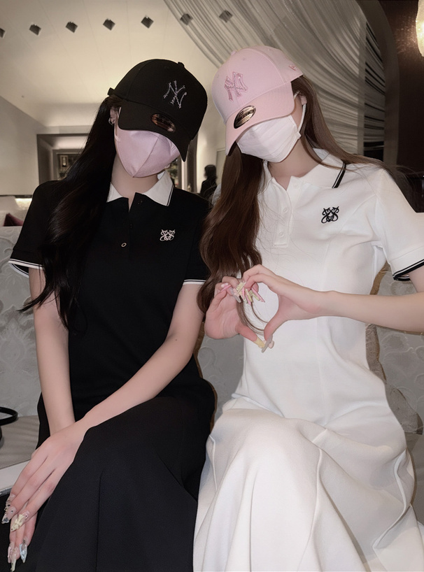 ロゴ刺繍ポロワンピース